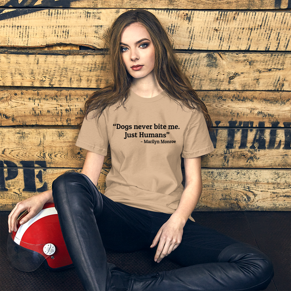 "CQ Original" Dogs never bit me ... Short-Sleeve Unisex T-Shirt